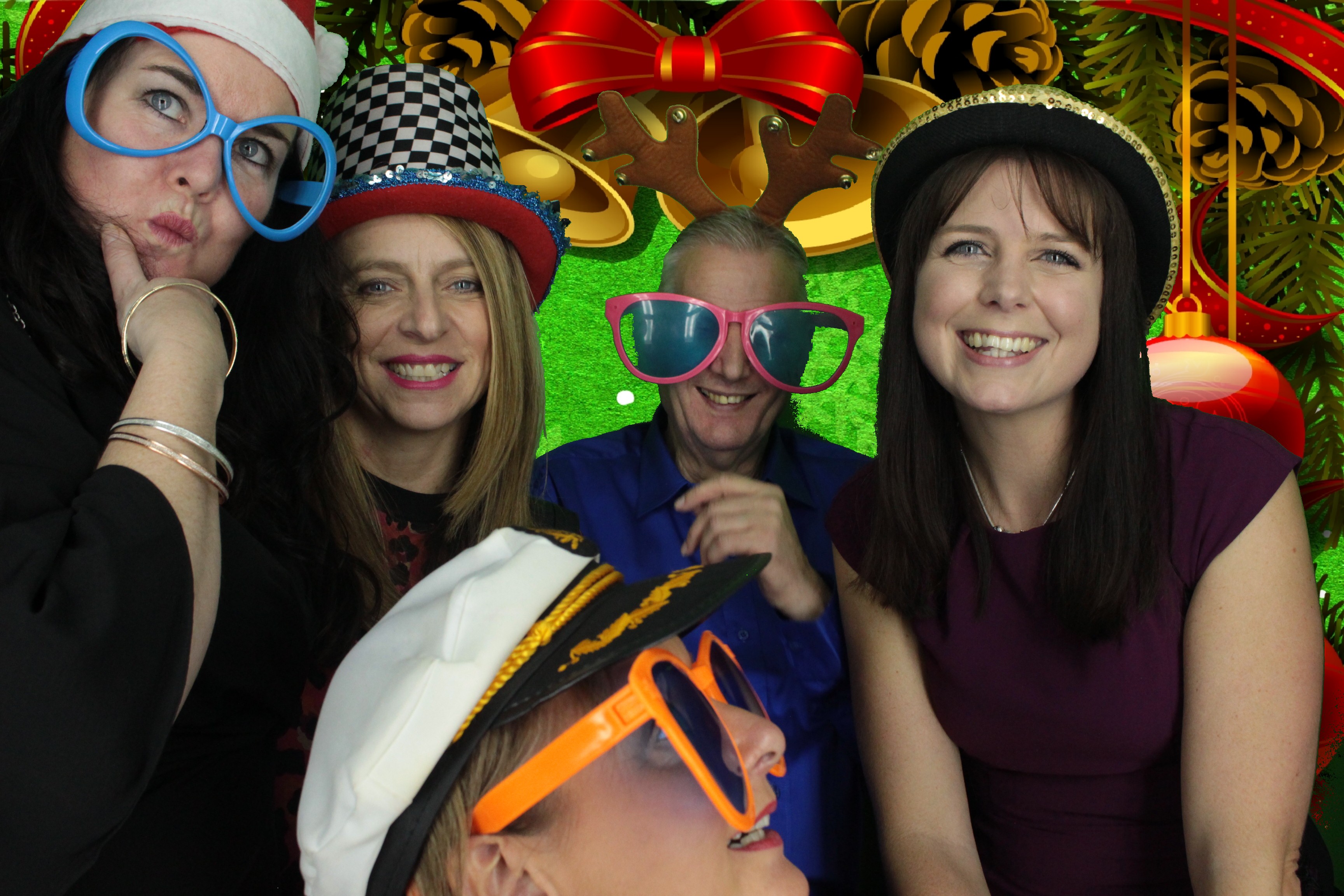 One Line Christmas Party | View more photos from the event at gallery.myphotoboothexperience.co.uk/u/MyPhotoBoothExperienceLtd/One-Line-Christmas-Party